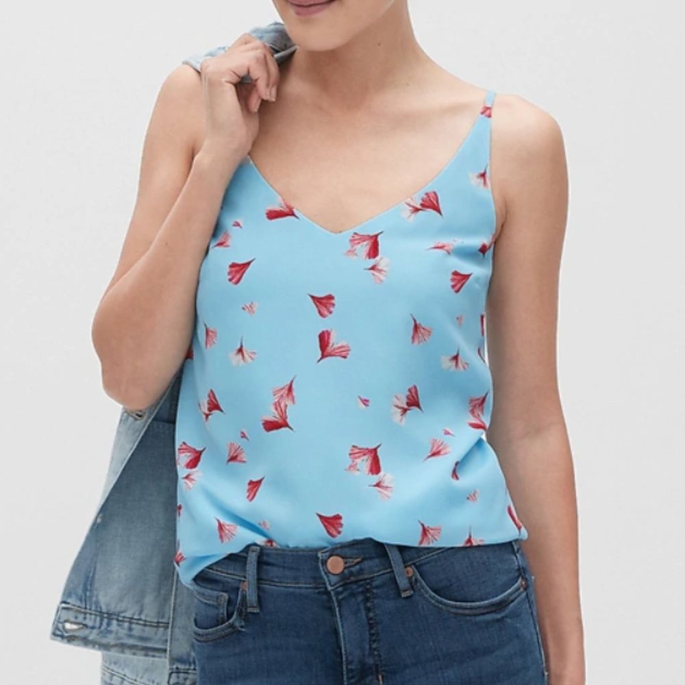 Banana Republic Petite V-neck Classic Camisole